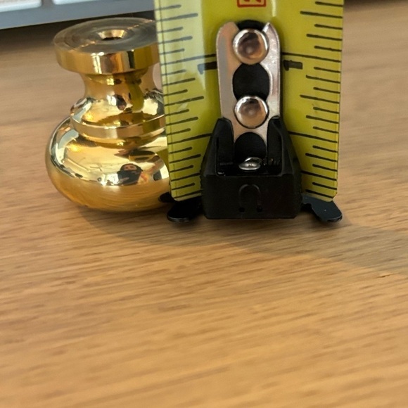 Set of 2 cabinet door knobs Solid brass. New - Picture 8 of 9